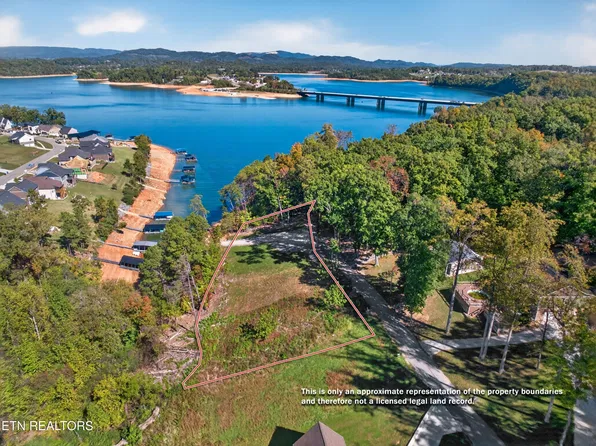 1945 Lakewood Dr, Morristown, TN 37814