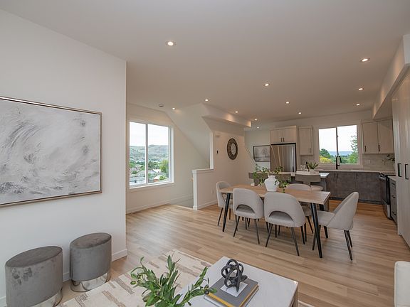 5th image of 3602 Pleasant Valley Rd #1