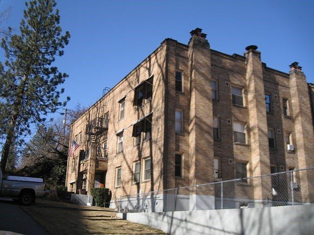 1st image of 726 W 6th Ave APT 204
