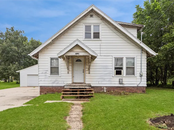 3120 E Clinton Ave, Des Moines, IA 50317