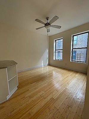 3rd image of 643 W 171st St