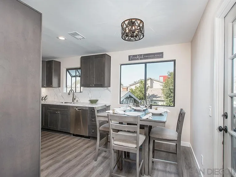 3805 Herbert St #9 — Photo 2