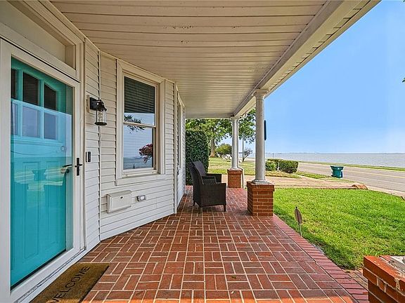 5th image of 209 Chesapeake Ave