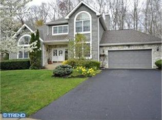 16 Boxwood Dr, Princeton, NJ