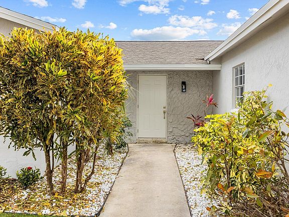 5th image of 8844 SW 6th Street