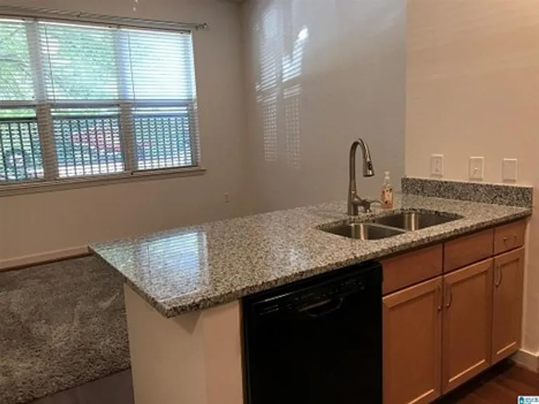 2020 5th Ave S #139 — Photo 5