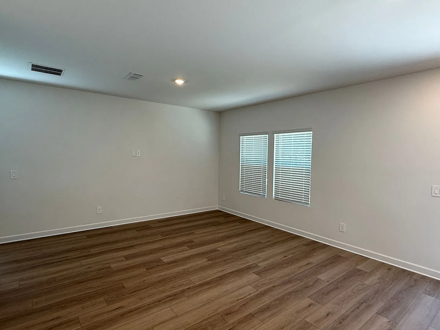 436 Luna Lane — Photo 4