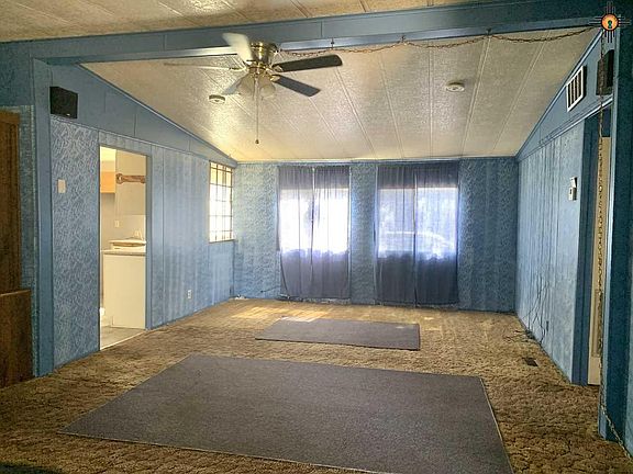 3rd image of 4406 Mescalero St