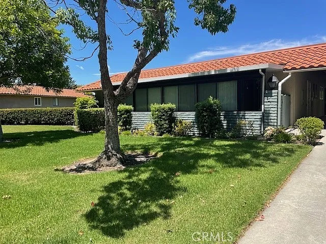 852 Ronda Mendoza #Q — Photo 1
