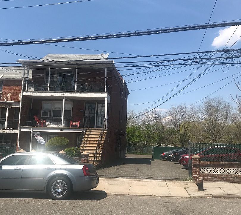 1st image of 83-19 149th Ave