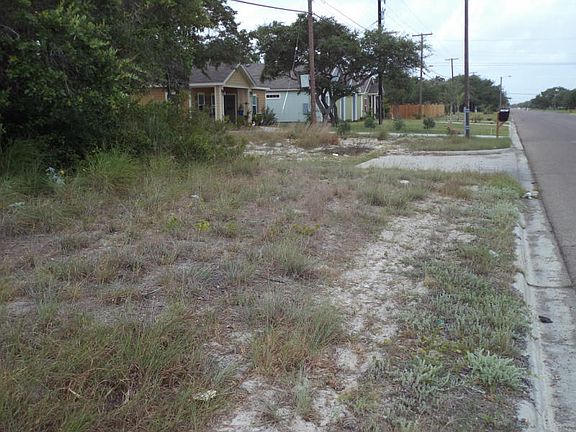 2nd image of W Deberry Ave