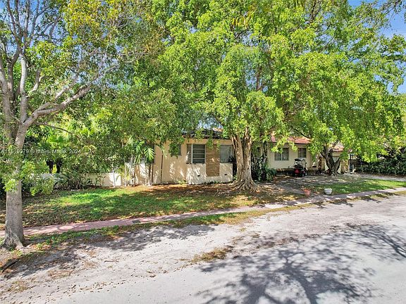 5th image of 4454 Adams Ave