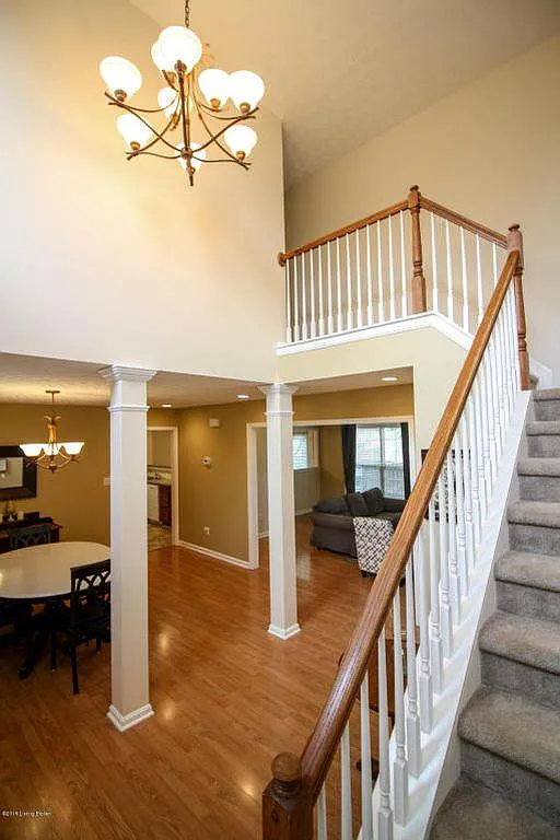 3 bed, 2.5 bath, 1922 sqft, $2,150 — Photo 1