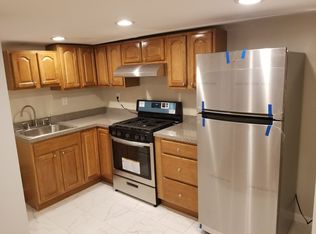 88 Westminster Pl, Saddle Brook, NJ 07663