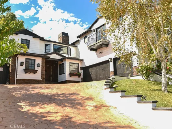 5235 San Feliciano Dr, Woodland Hills, CA 91364