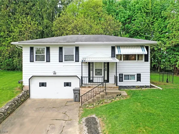 600 La Clede Ct, Youngstown, OH 44502