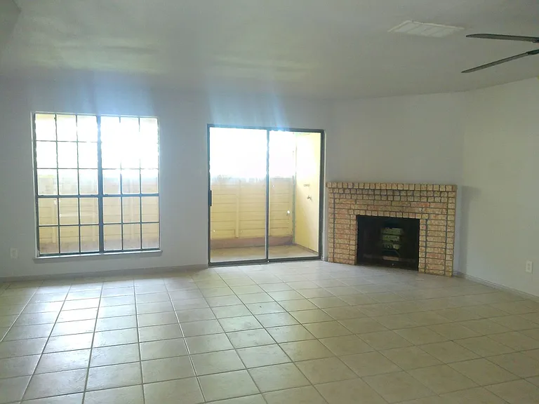 2309 Capitan Dr #C — Photo 5