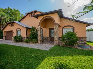 2001 SE South Buttonwood Dr, Port Saint Lucie, FL 34952