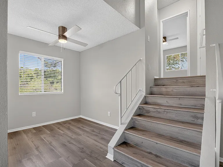 san930 — Photo 26