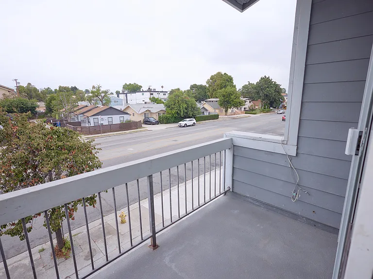 Victory Apartments — Photo 10