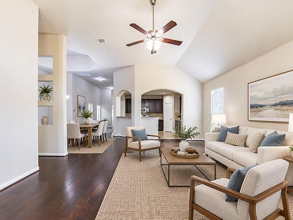 3rd image of 8258 Arezzo Dr