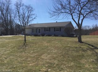 3386 Rhapsody Ln, Clinton, OH 44216