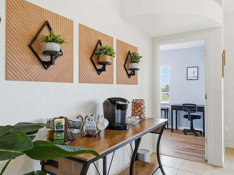 6731 Arroyo Dr — Photo 17