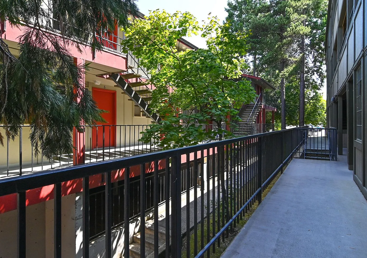 Hess Apartments — Photo 3