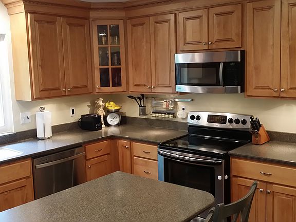 5th image of 442 Gabriel Dr