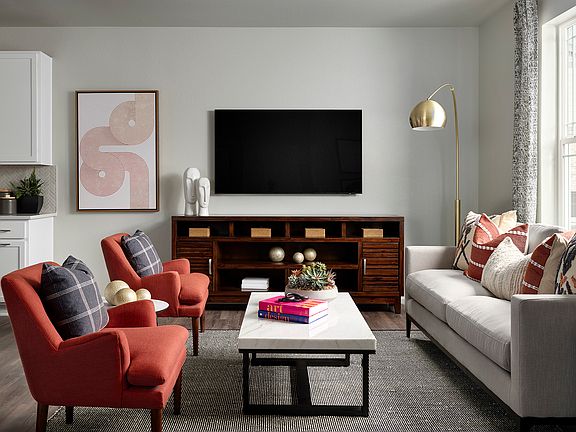 The Telluride modeled at Horizon Uptown.