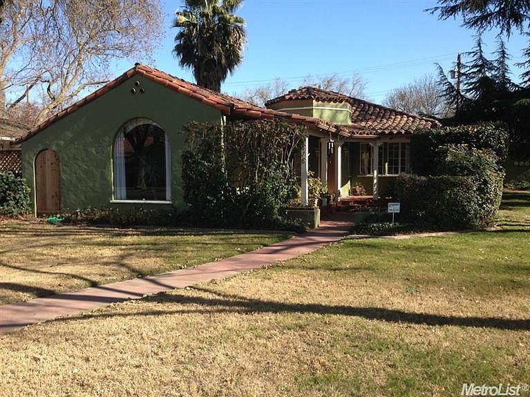 2nd image of 316 N Santa Rosa Ave