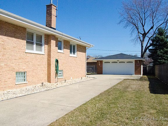 5th image of 9713 Mayfield Ave