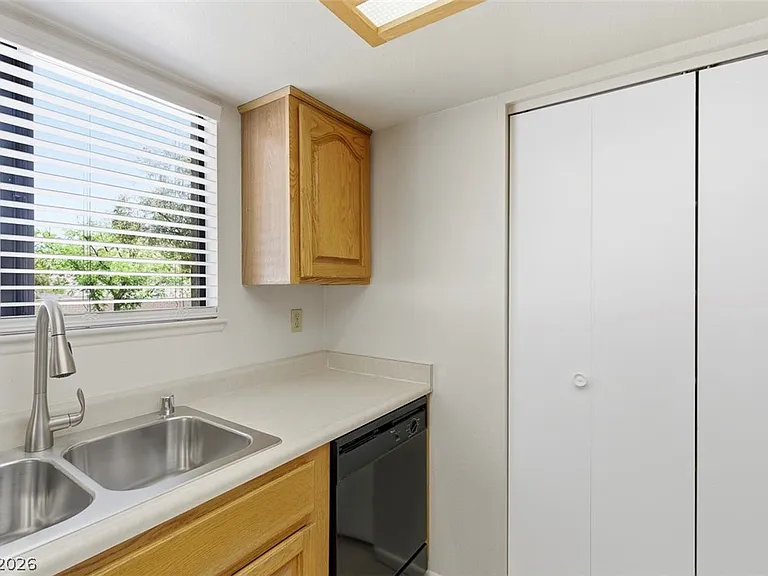 1320 Georgia Ave #A — Photo 7