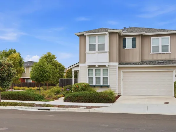 271 10th St, Marina, CA 93933