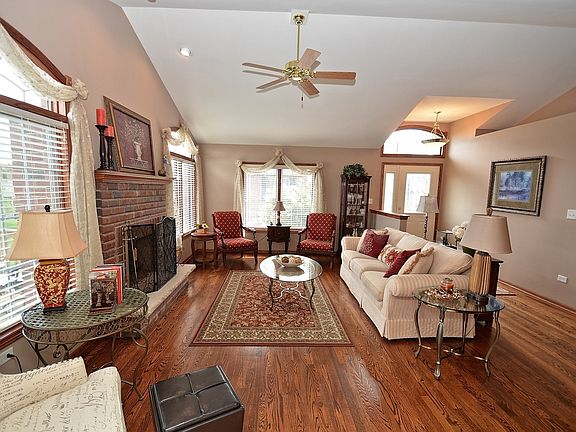 2nd image of 19513 Forestdale Ct