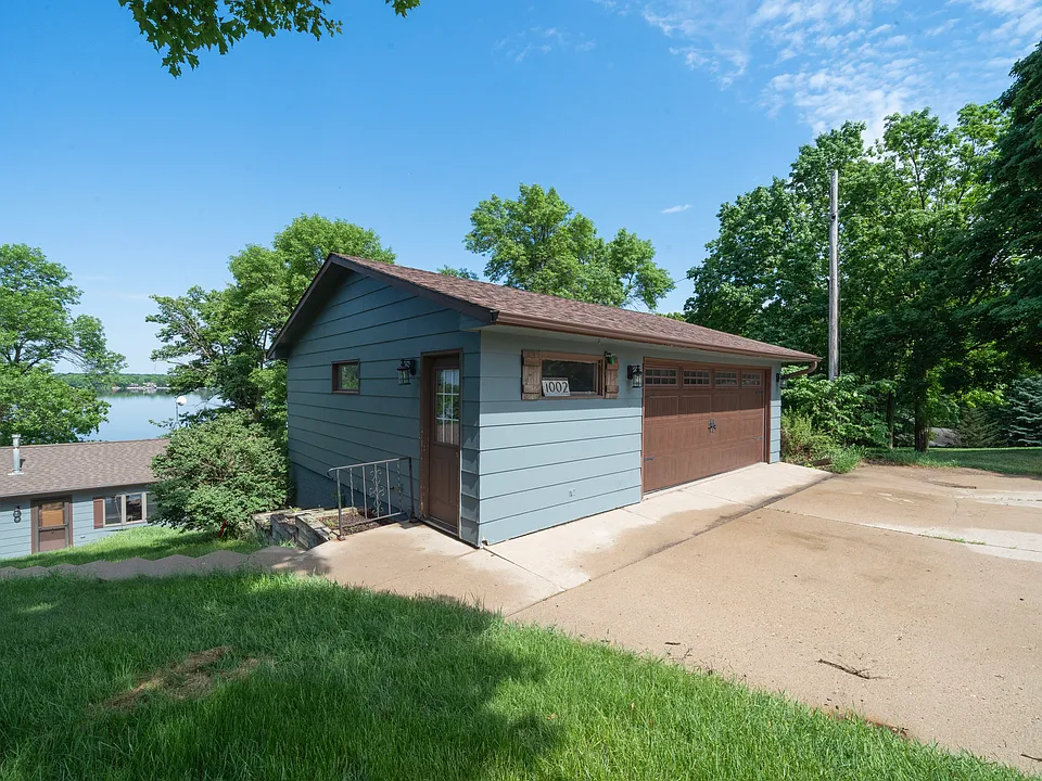 1002 Firemans Lodge Rd SW