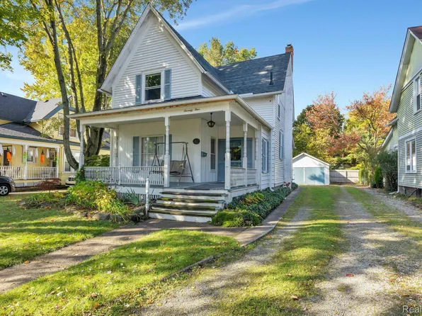 74 Miller St, Mount Clemens, MI 48043