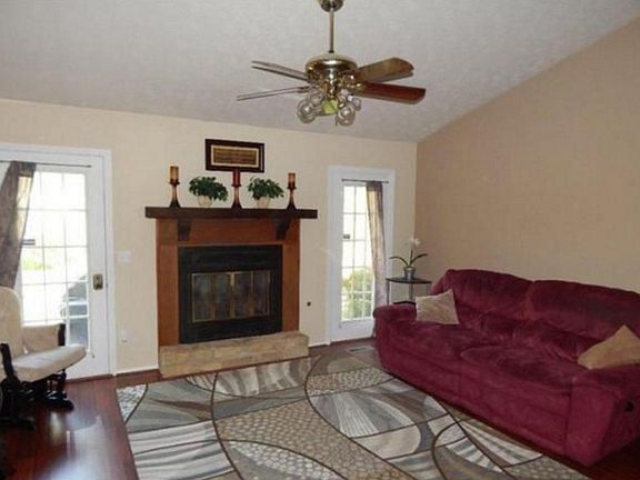 5th image of 2411 Chaffman Ct