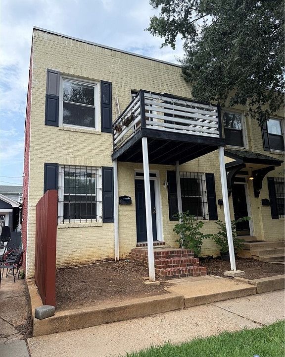 1st image of 114 S Addison St