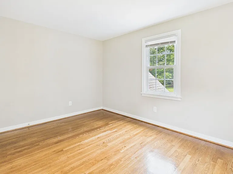 1519 Chauncey Ln — Photo 48