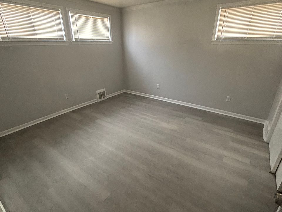 1st image of 16436 E State Fair Ave