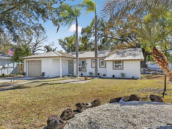 2nd image of 207 Lentz Rd