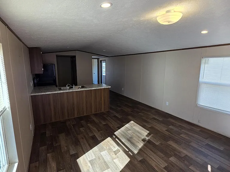 5921 Nadine Rd #E — Photo 3