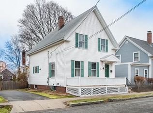 11 Cottage St, Peabody, MA 01960