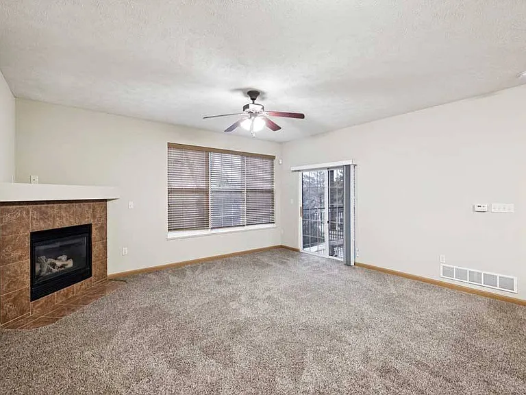 Stone Ridge Estates Apartments & Duplexes — Photo 62