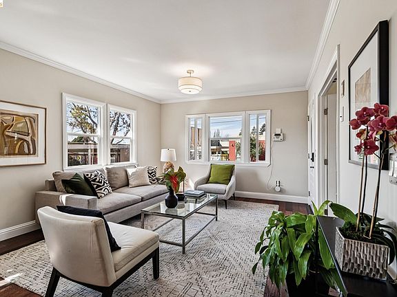 4th image of 1230 Addison St