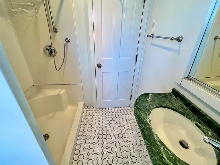 32 Fairmont Ave #2 — Photo 25