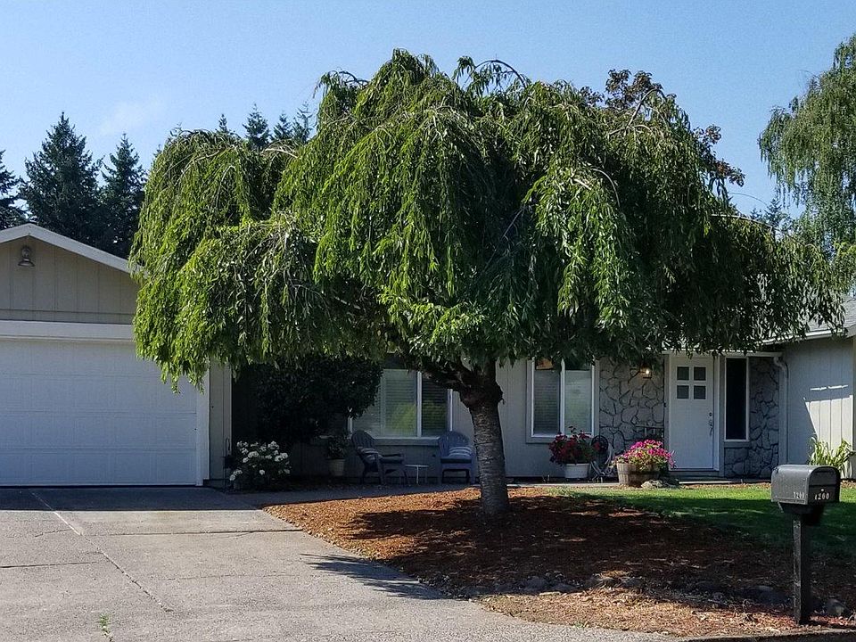 1st image of 1200 SE 131st Ave