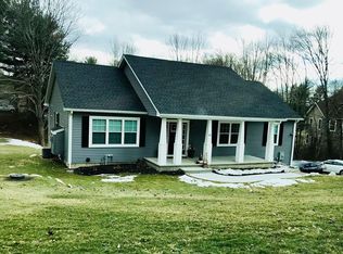 5 Coldbrook Dr, Ware, MA 01082