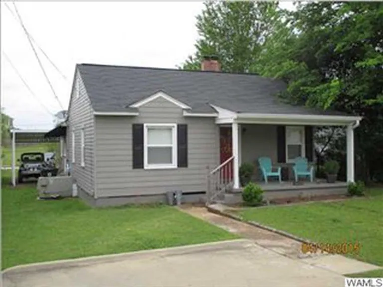 8 Lakeview — Photo 1